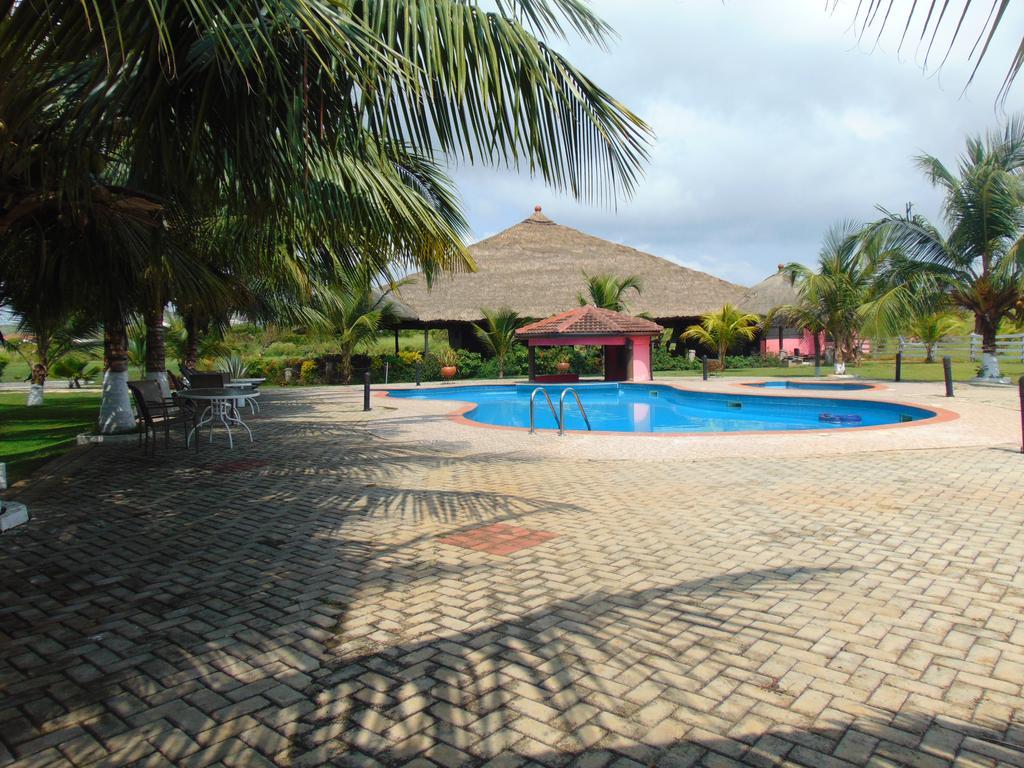 Bojo Beach Resort Botianaw Exteriör bild